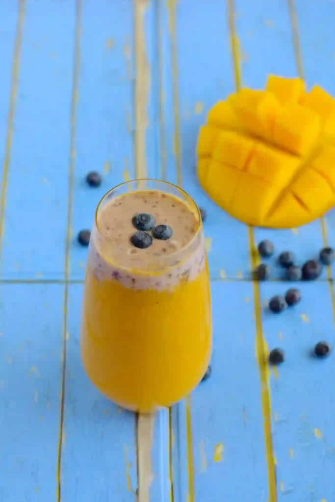 mango blueberry chia seed smoothie recipe